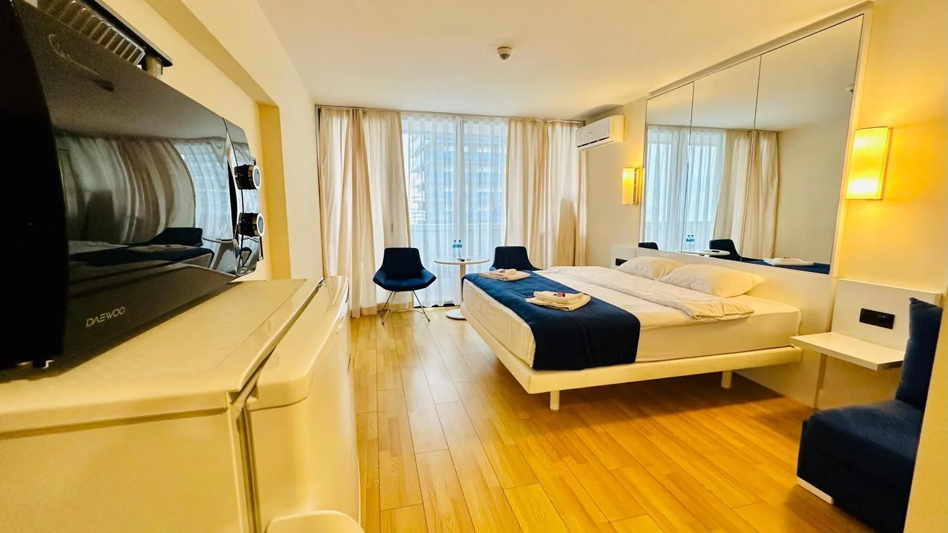 Stunning Sunsets Residence Apartamento Batumi
