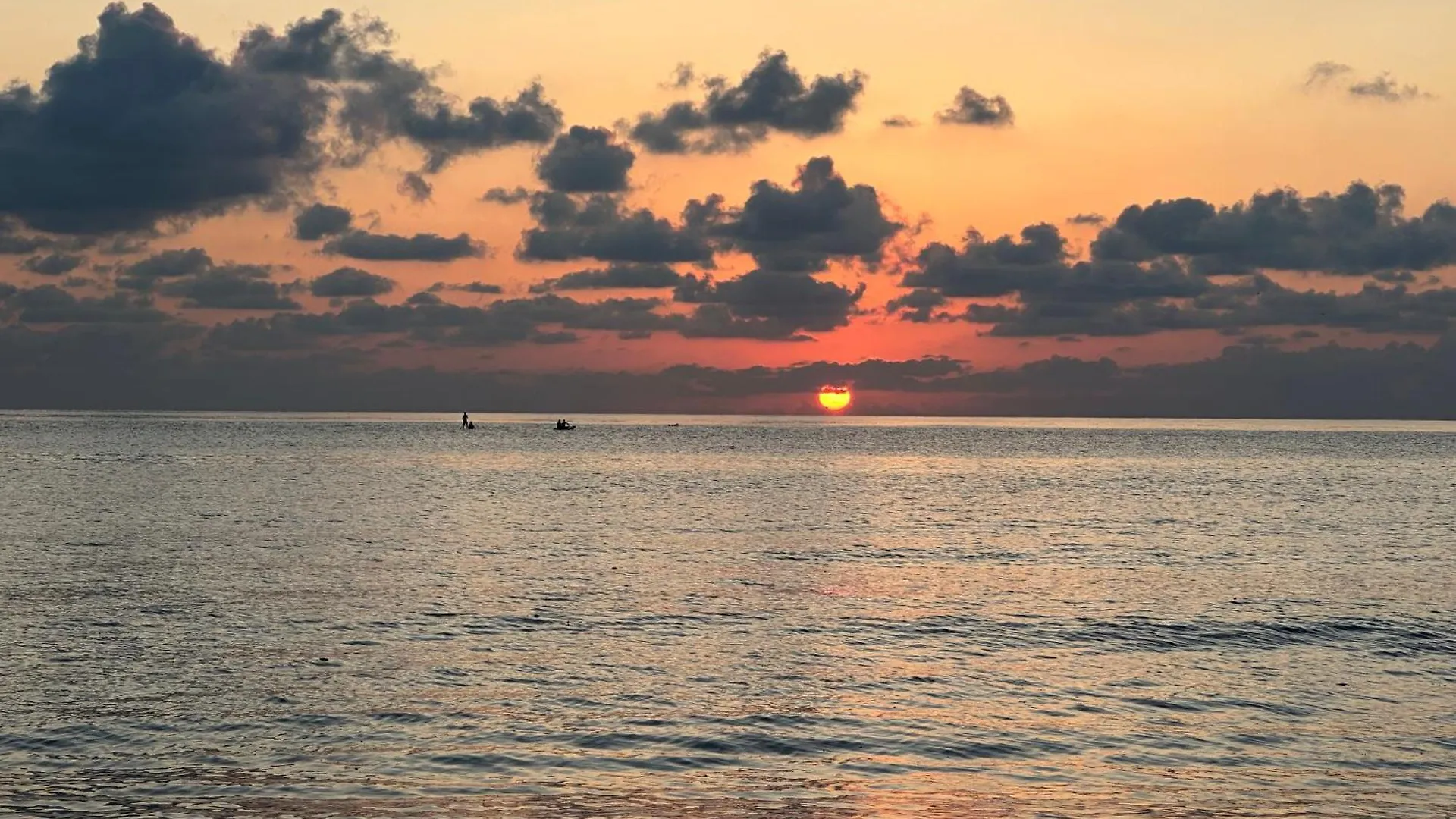 Stunning Sunsets Residence Apartamento Batumi