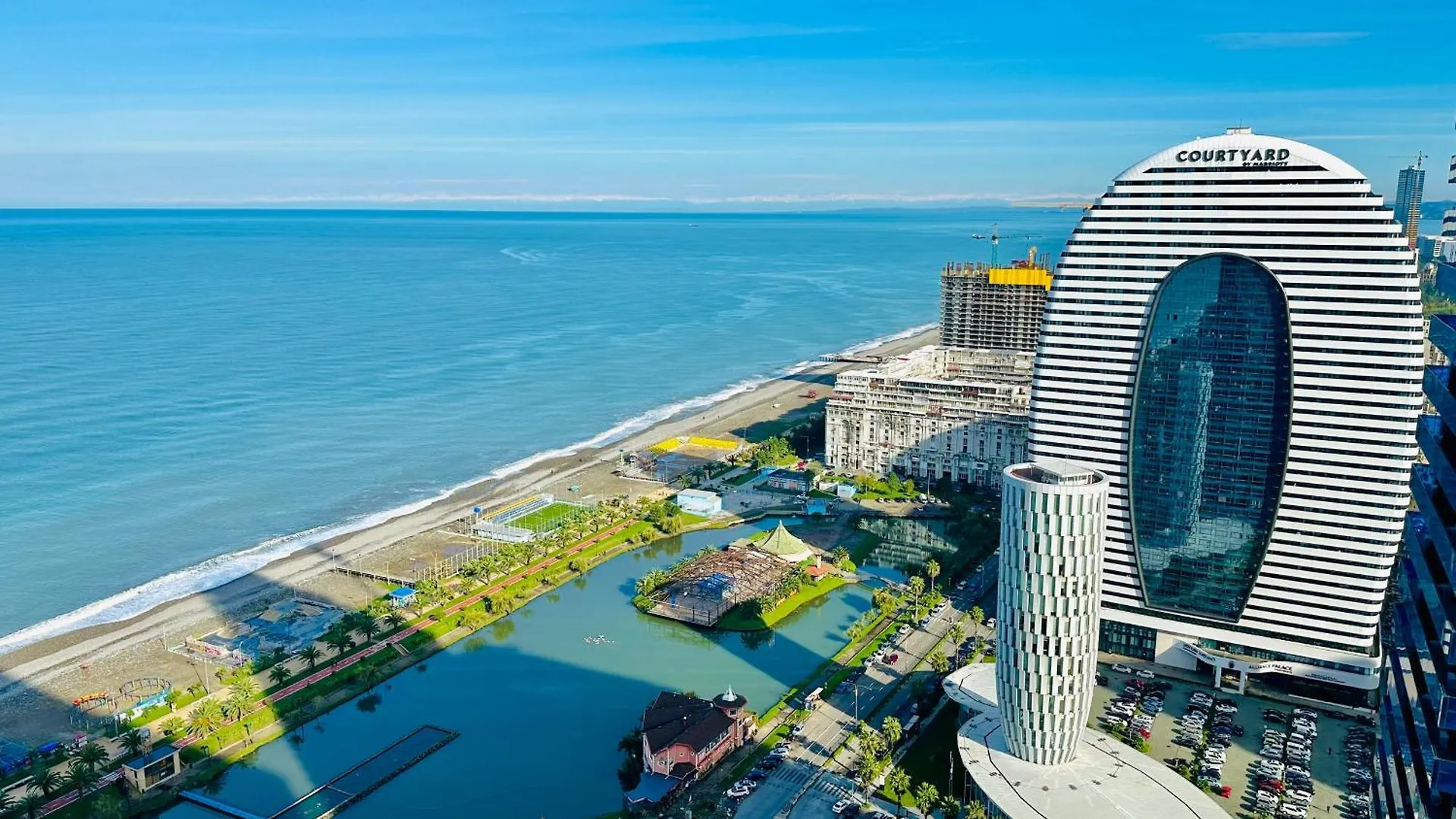 Stunning Sunsets Residence Batumi Apartment